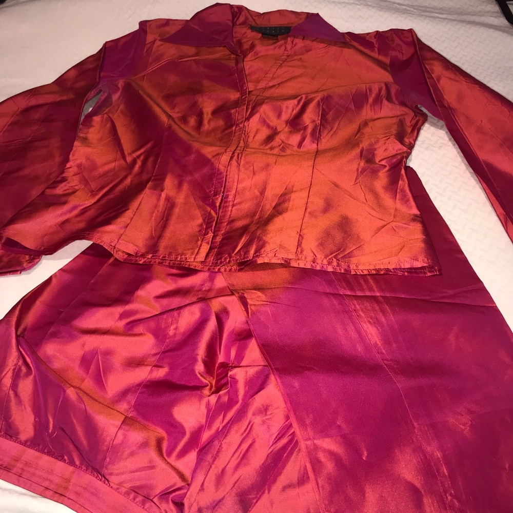 Finity Studio silk pants outfit